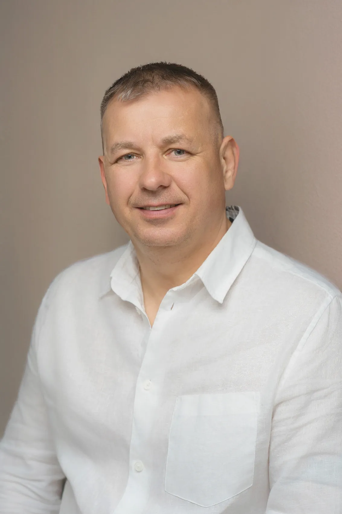 Tomek - specjalista od masażu i terapii manualnej